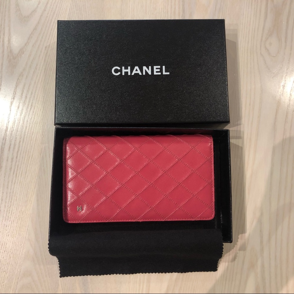 Chanel Wallet (Brand New)